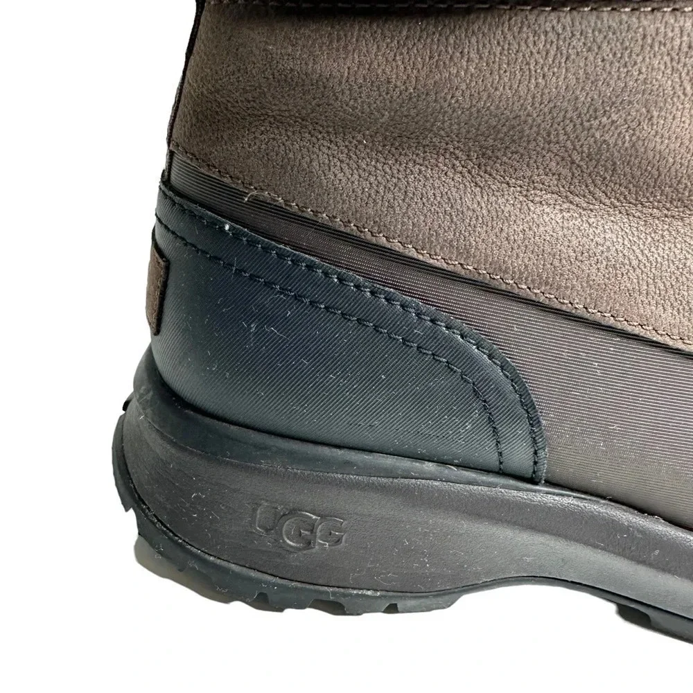 UGG Men's Emmett Cold Weather Duck Boots in Stout. Sz: 8